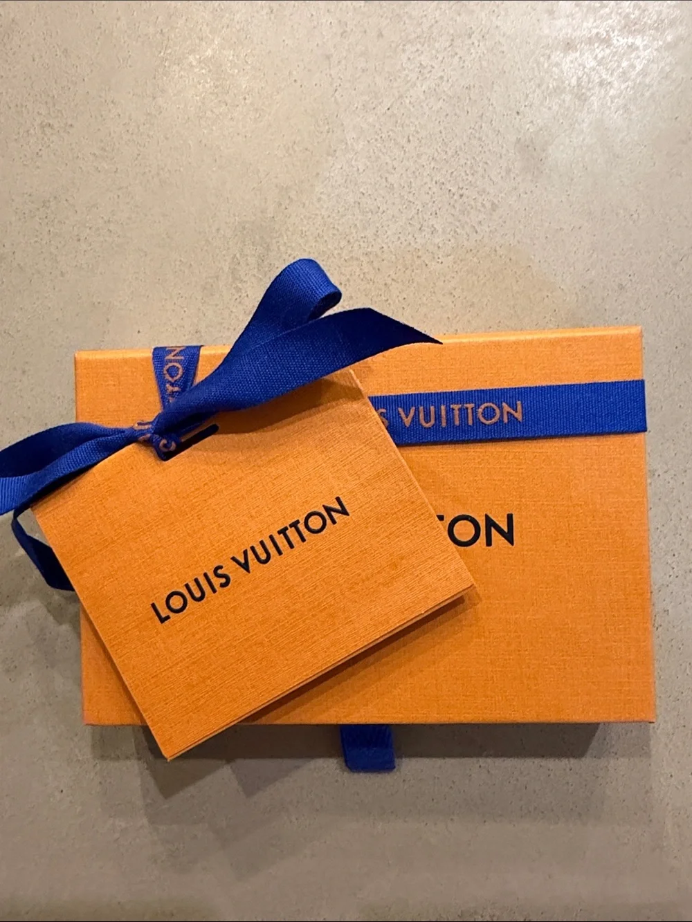 LOUIS VUITTON | ✨NEW✨ LV Pop Flower Chain Bag Charm